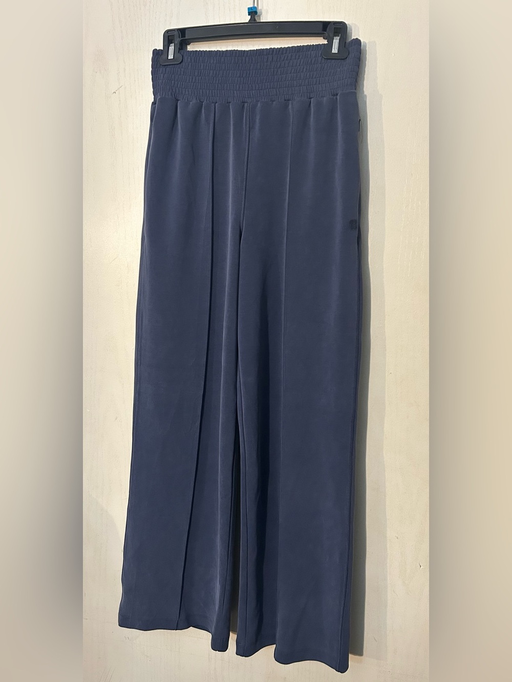 Sweaty Betty Wide Leg Pants US 4 Navy Blue Smocked Waist